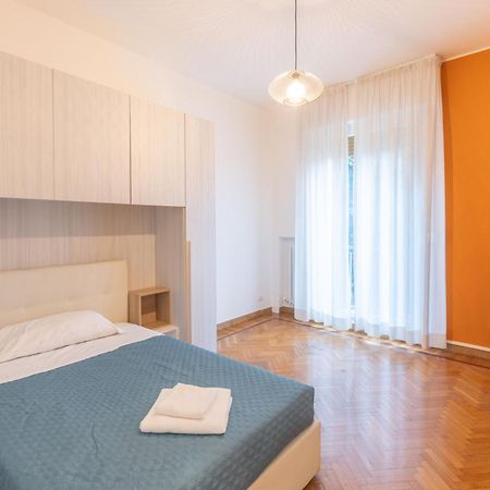La Finestra Sul Centro, Bologna By Short Holidays Exteriör bild